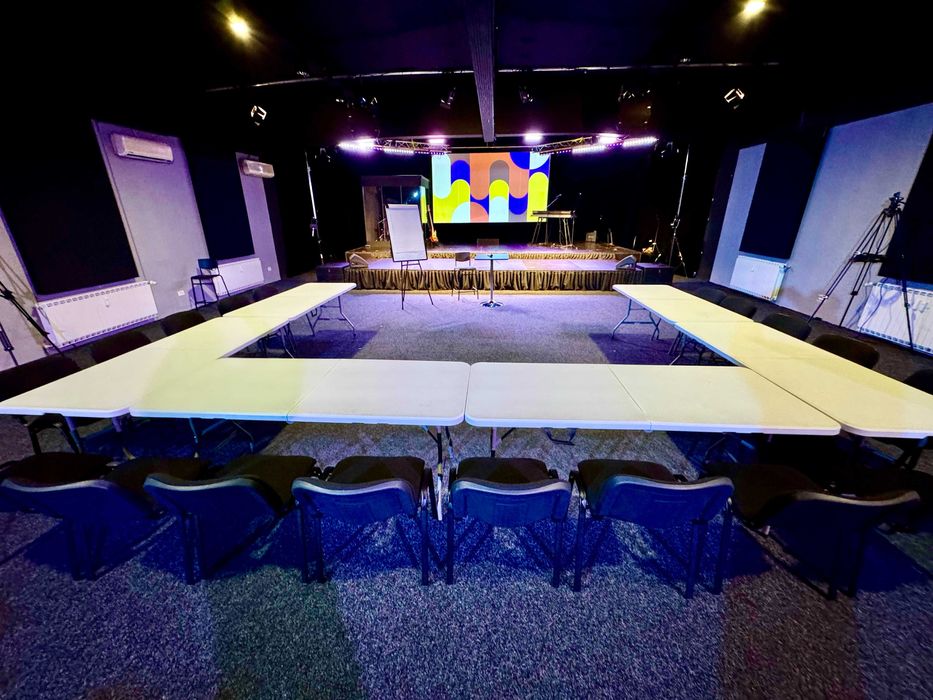 Inchiriez sala evenimente 300m2 zona Hyperion (Piata Unirii, Muncii)
