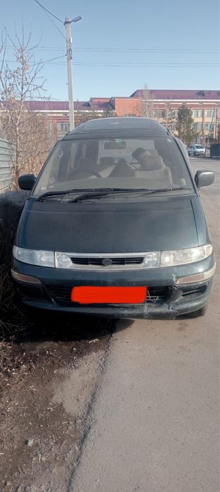 Тойота Эмина Эстима