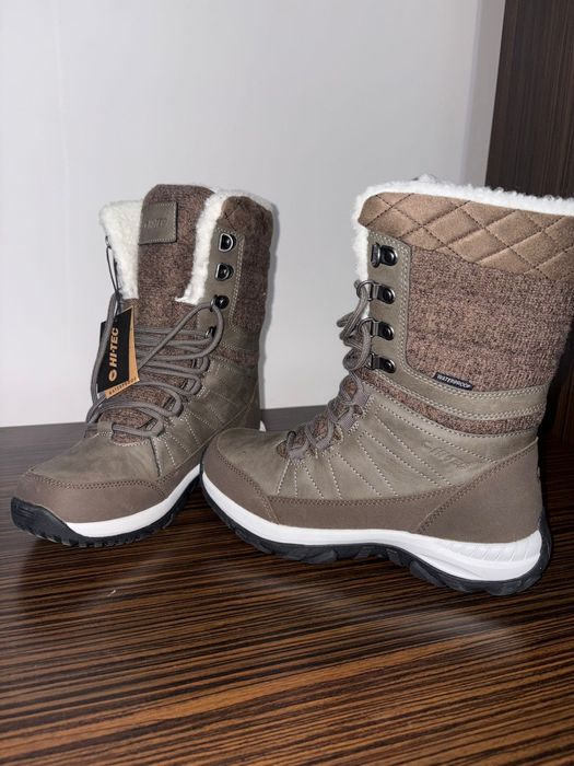 Cizme waterproof cu blana HI-TEC