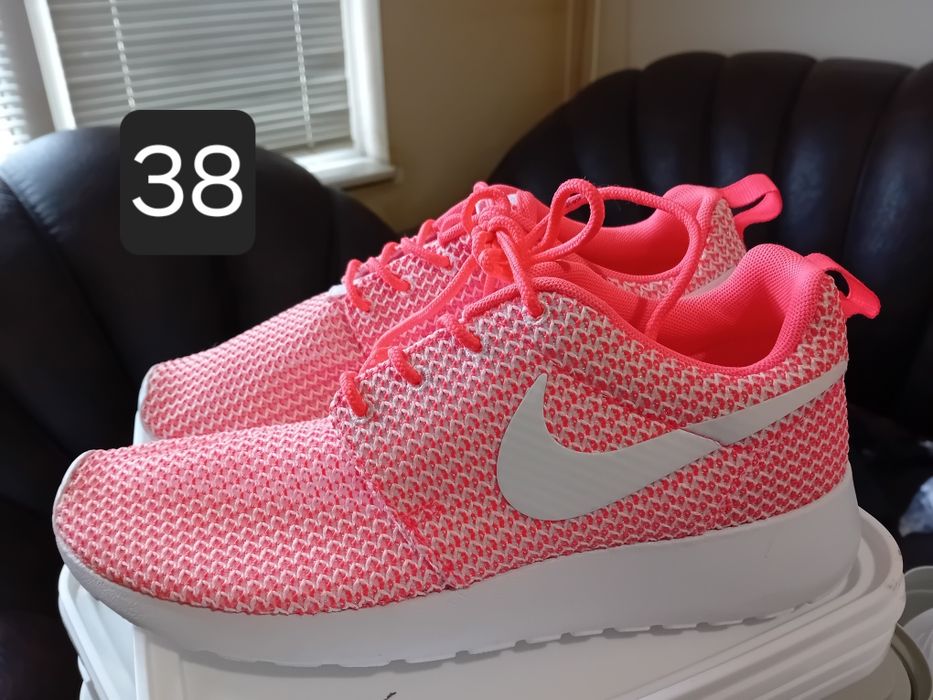 Оригинални спортни обувки