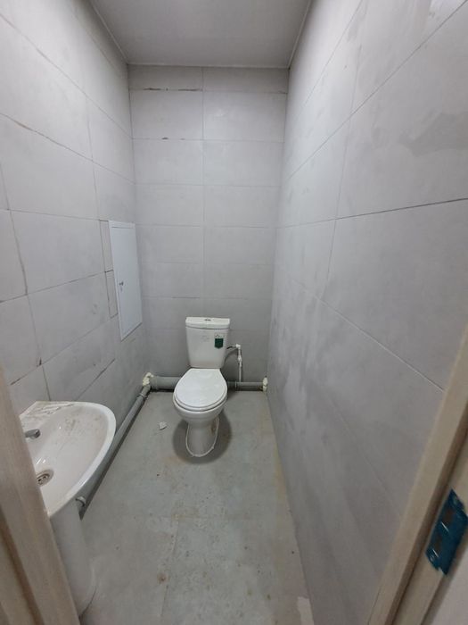 Срочно Яшнобод олмос махаллада квартира сотилади