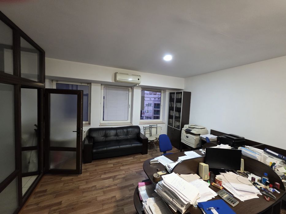 DE INCHIRIAT Apartament 2 camere central amenajat birou