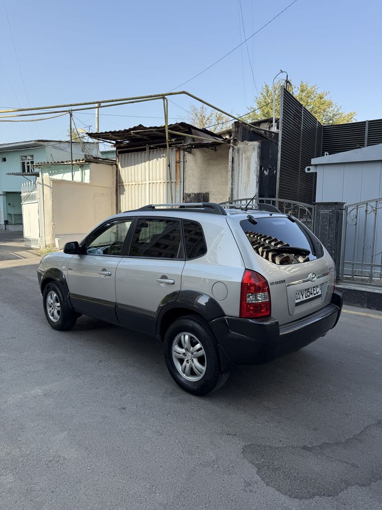 Hyundai Tucson 4wd 2008 yil