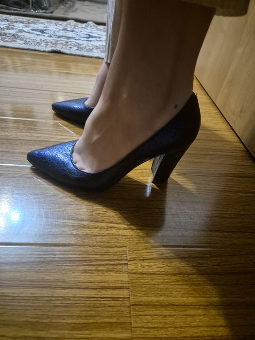 Pantofi eleganti din piele