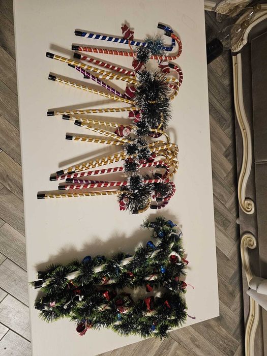 Vând en-gros bețe de Moș Nicolae – lucrate manual