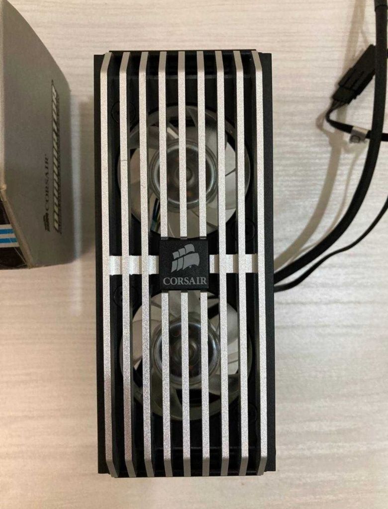 Фирменная система охлаждения Corsair Dominator Airflow Platinum RGB
