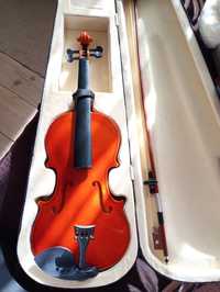 Vând vioară nouă fără corzi