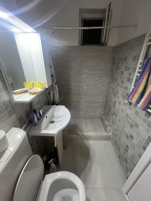 Ap 3 camere de inchiriat