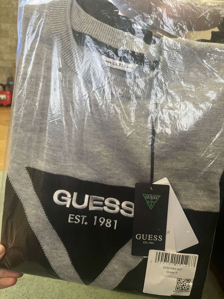 Мъжки пуловер Guess