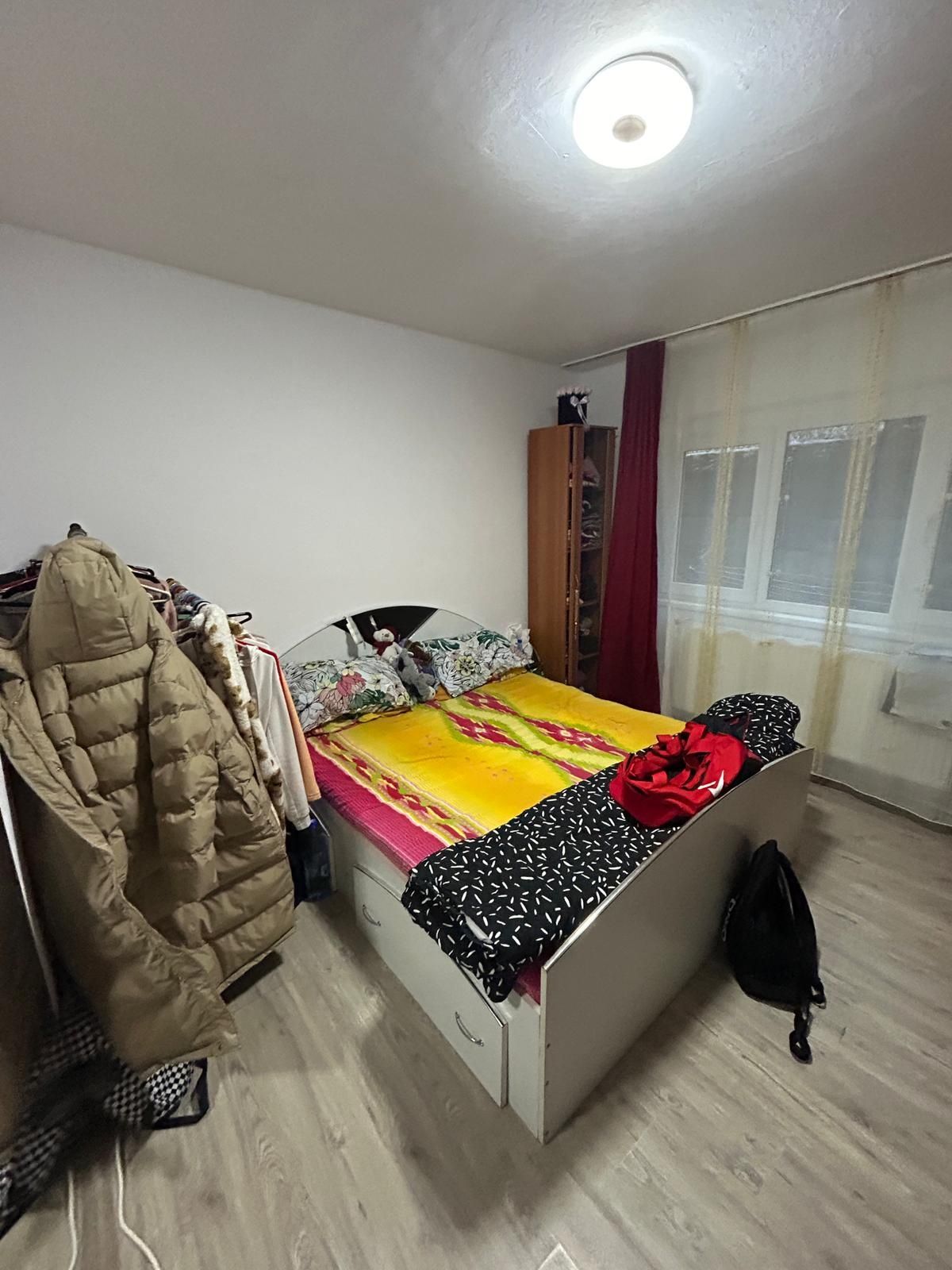 Apartament 3 camere , Central , Insemex