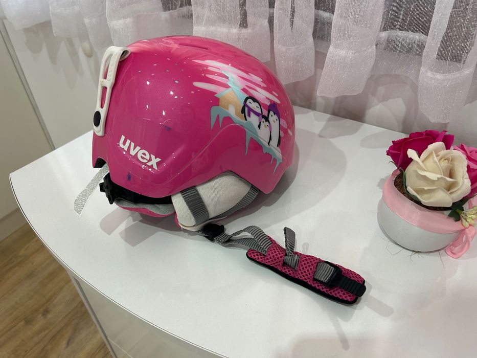 Детска ски каска за момиче!