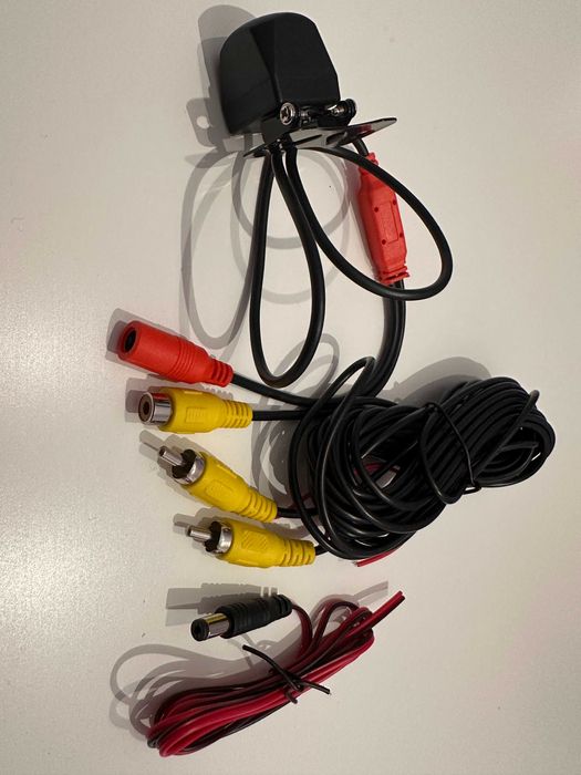 Camera auto marsarier AHD 1080p full hd connector 5 pini sau RCA video