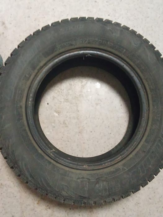 Продам шины зима