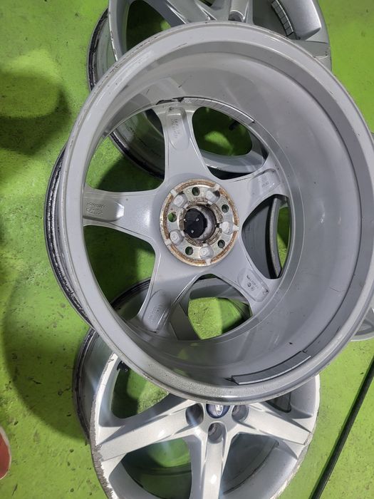 18 5x108 Ford лети джанти 5х108 форд