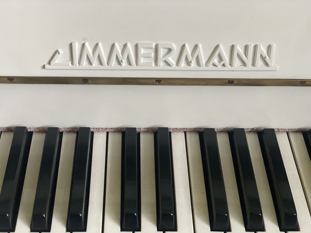 Немско пиано Цимерман (Zimmermann).