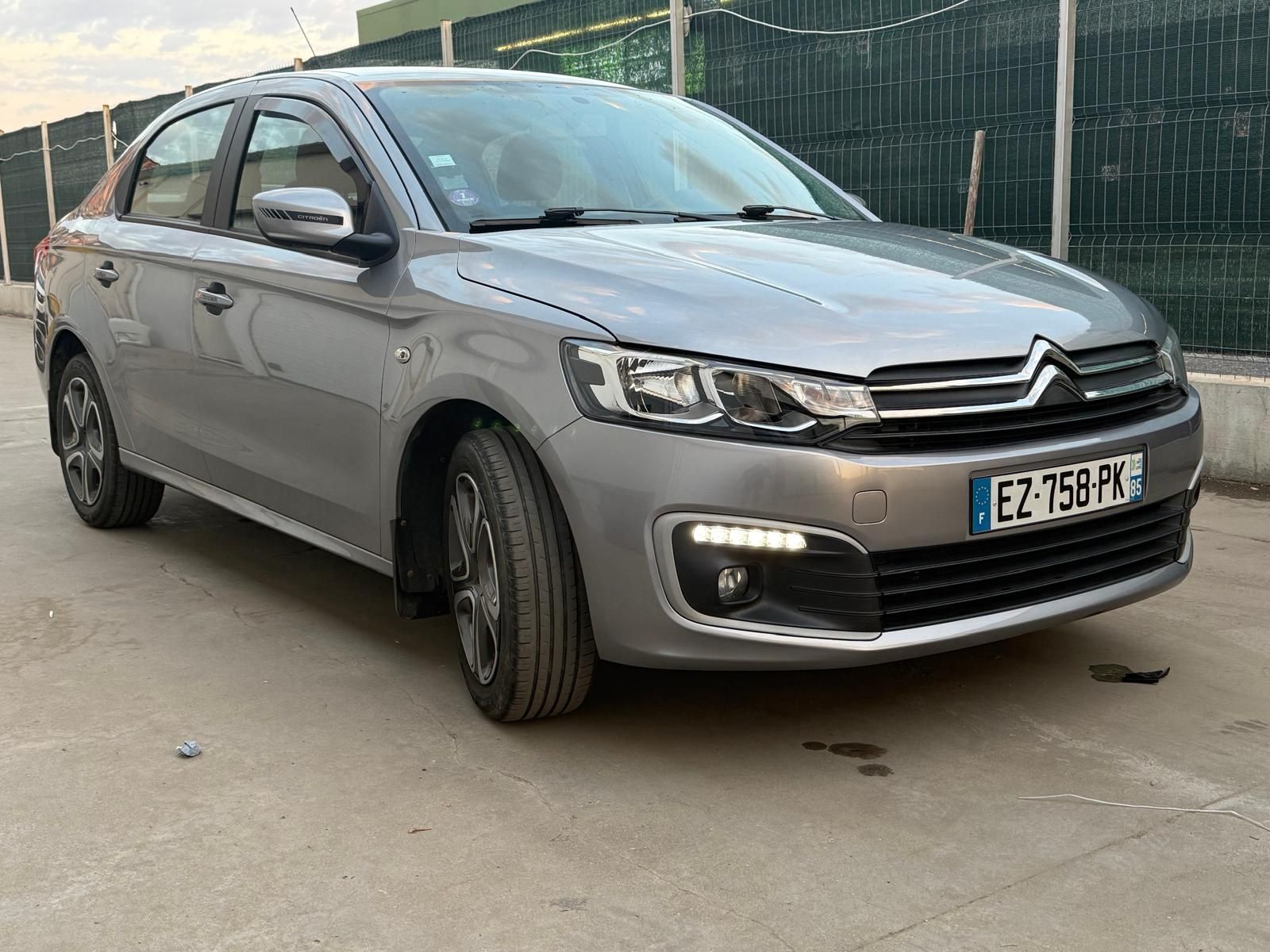 Citroen C-Elysee 2018 91000 km 1.2 Euro 6