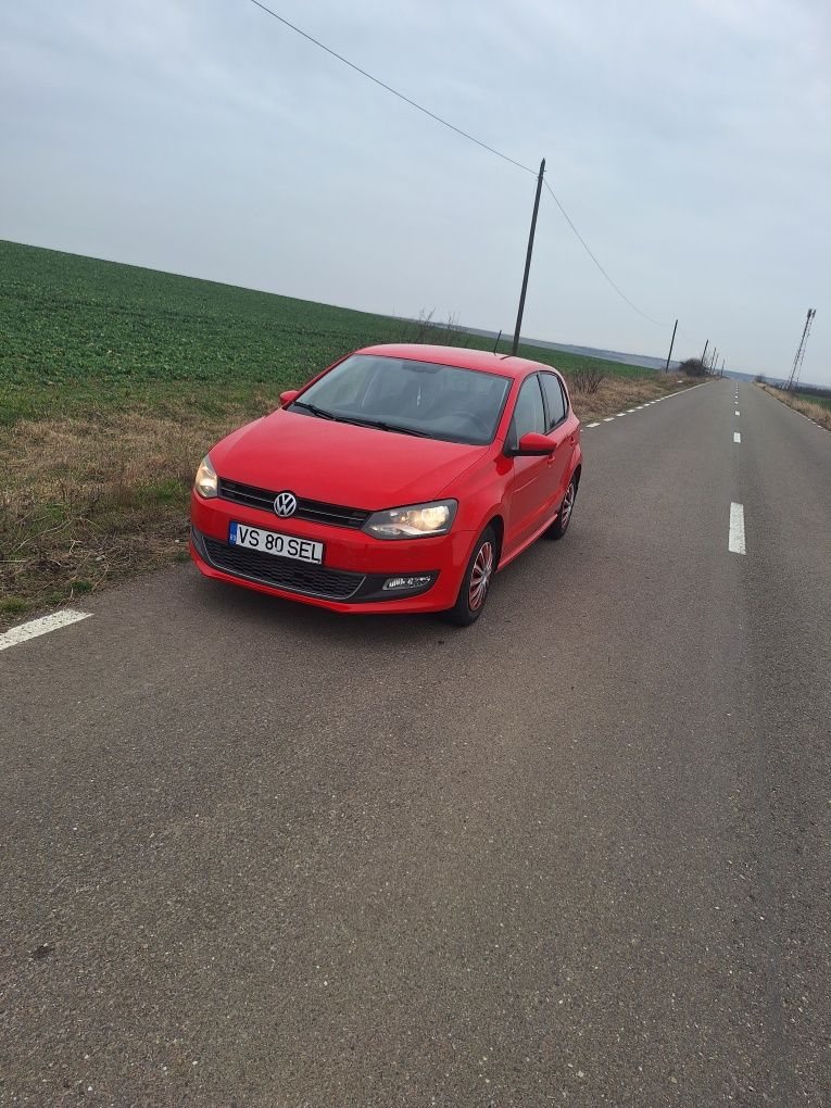 Vând Volkswagen Polo sau schimb cu duba + - diferența