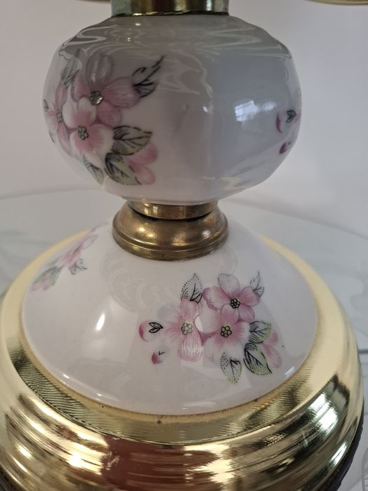 veioza vintage foarte bună