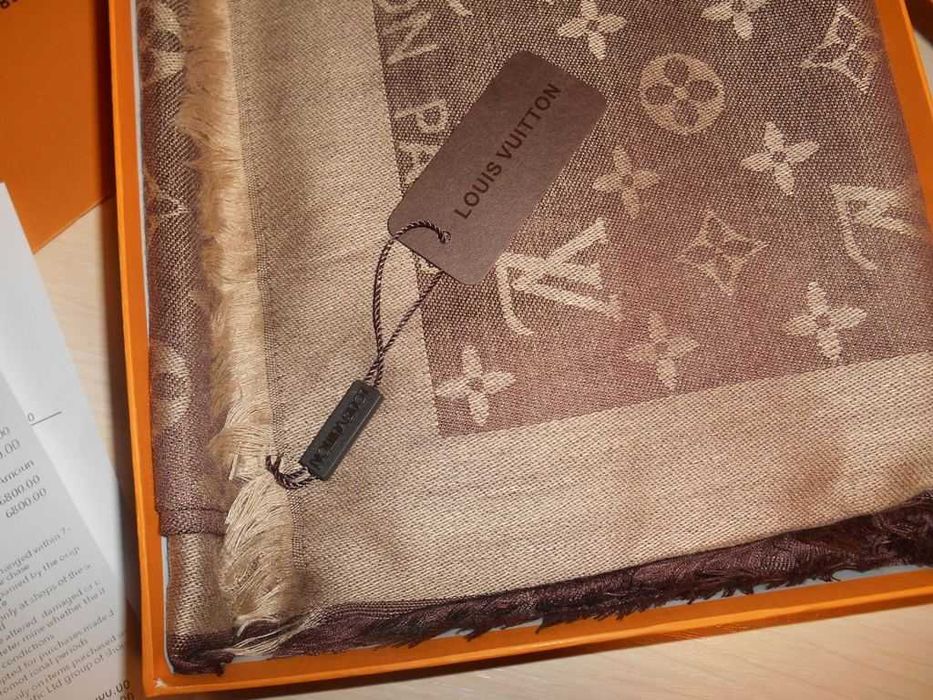 Eșarfă pentru femei Louis Vuitton 010