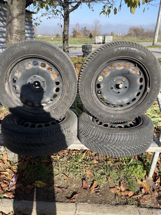 Гуми с джанти зимни