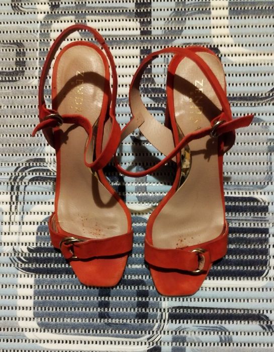 Sandale femei corai, mărimea 37
