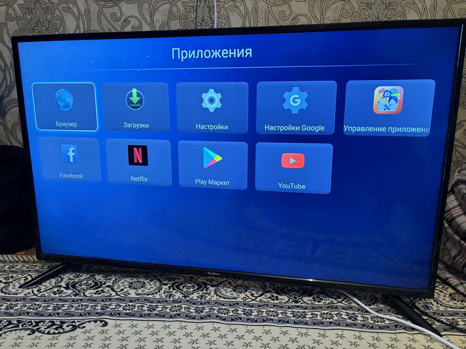Телевизор Elenberg smart tv