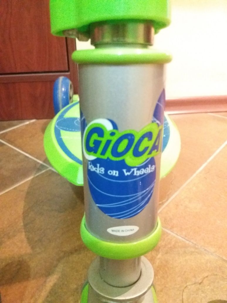 Тротинетка Gioca TurningScooter