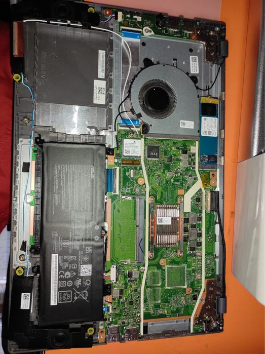 Service autorizat PC-Laptop -TV -GSM Imprimante -Camere supraveghere