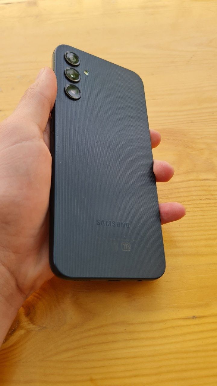 Samsung a14 sotiladi