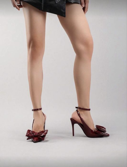 Дамски токчета с панделка