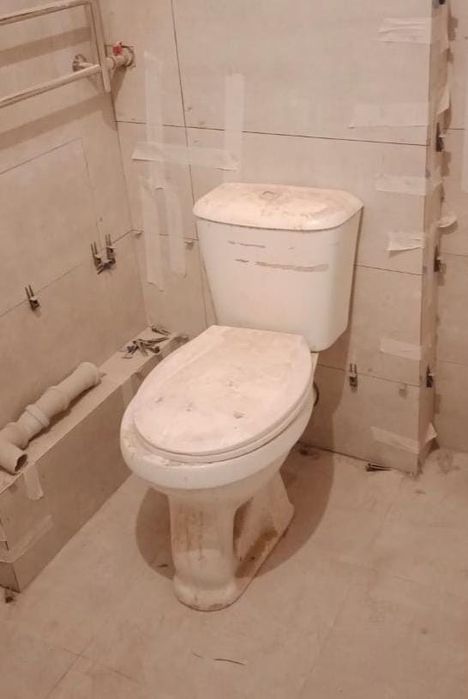 Унитаз почти новый