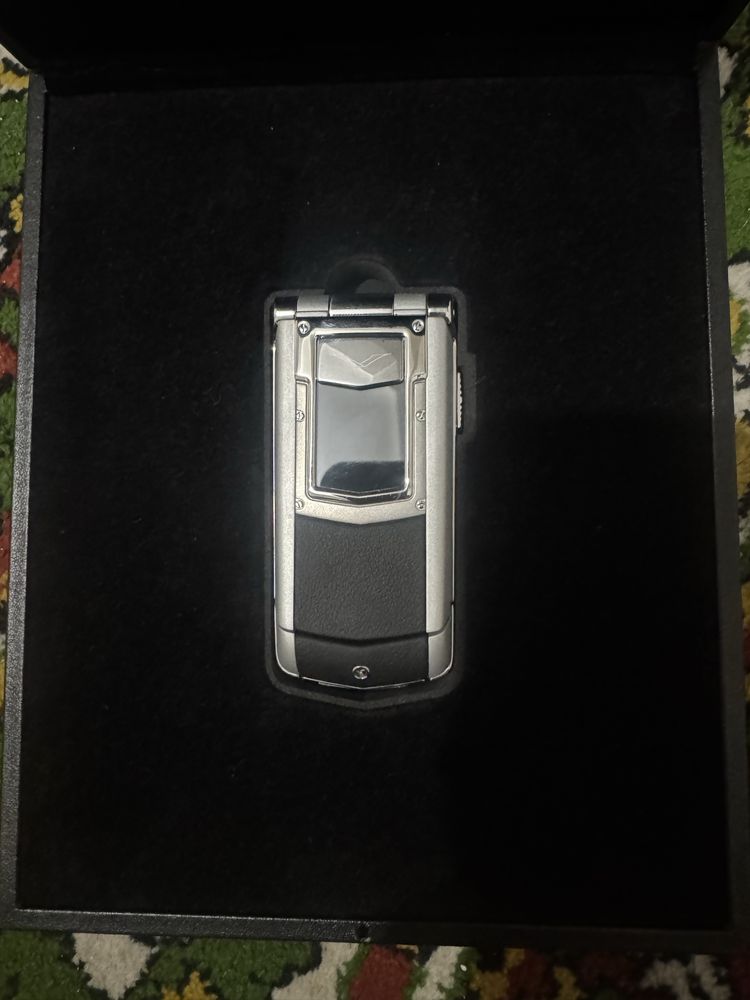 Vertu Constellation Ayxta F