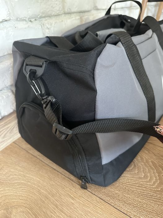 Сак , чанта за пътуване