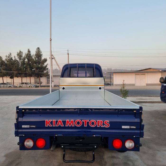 Сотилади 
Bongo |||  1.2 тон 
Борт тункаси йанги 3.40 см 
752-эълон ра