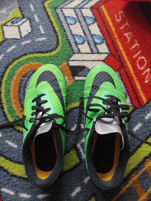 Футболни обувки/стоножки Nike Hypervenom JR Phelon IC