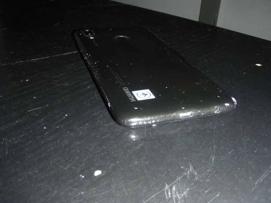 Huawei P Smart 2019 POT-LX1 ROM 64 Gb RAM 3 Gb, touch fisurat, liber