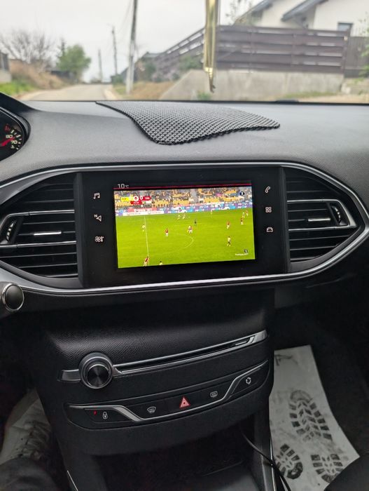 Adaptor CarPlay Ai Box Android 14.0 3-in-1