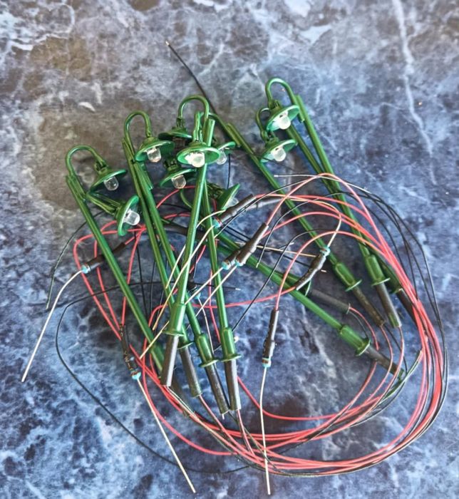 Stâlpi de iluminat stradali/Lampi machetă trenuleț electric diorama HO