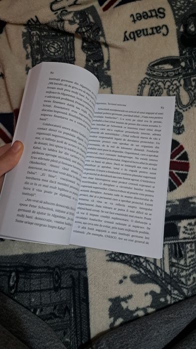 "Afganistan învinsul neînvins" de Natalie Amiri