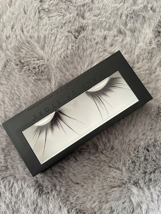 Изкуствени мигли