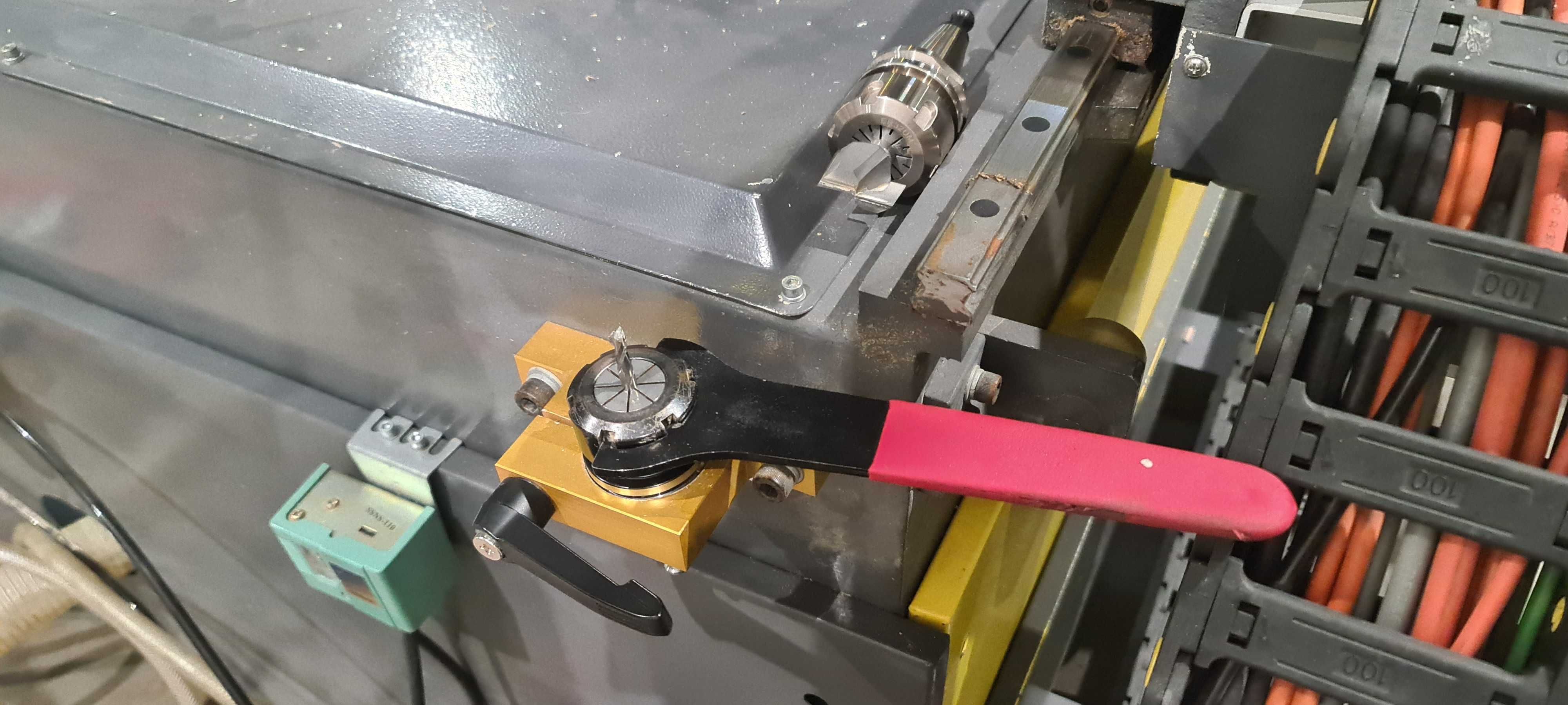 Router CNC Radecal Spartan ATC 9kW mana a doua garanție 6 luni