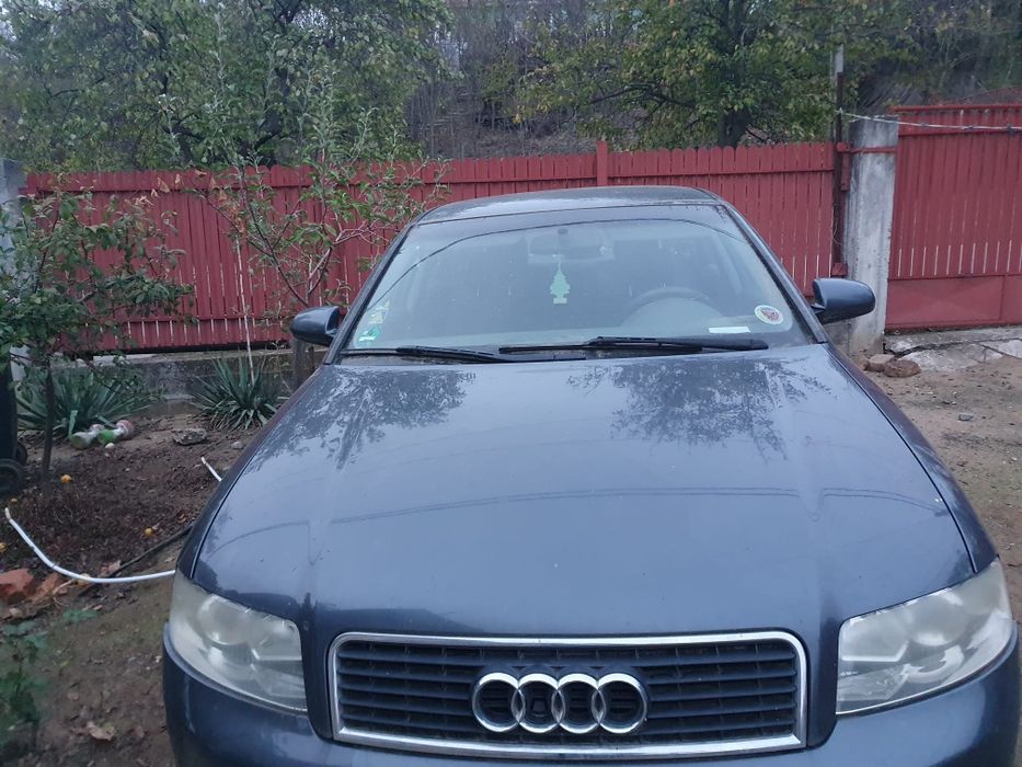 Vând audi A4 B6 2002 2.0 benzina