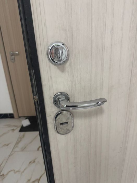 замок продается бу недорого