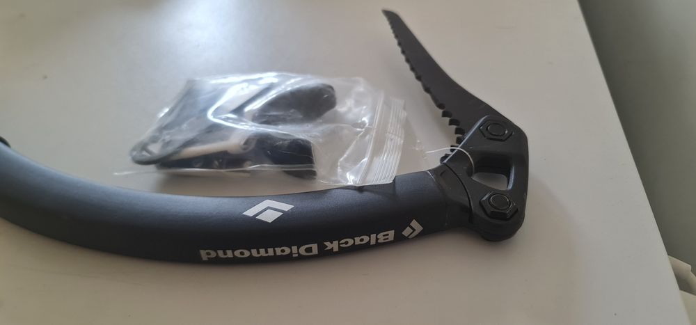 Piolet Black Diamond NOU CU ETICHETĂ