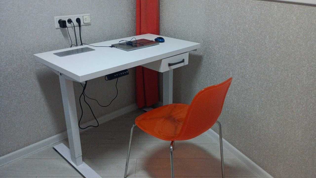 Столы-трансформеры для комфортной работы в офисе и дома