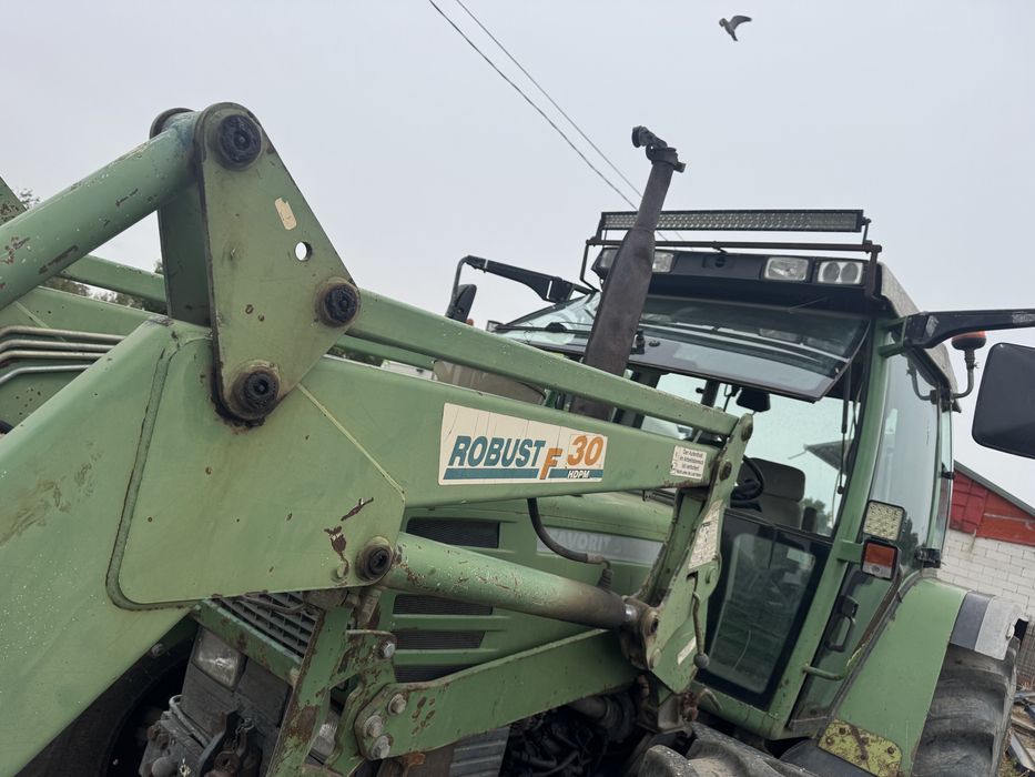Fendt 510C cu incarcator STOLL