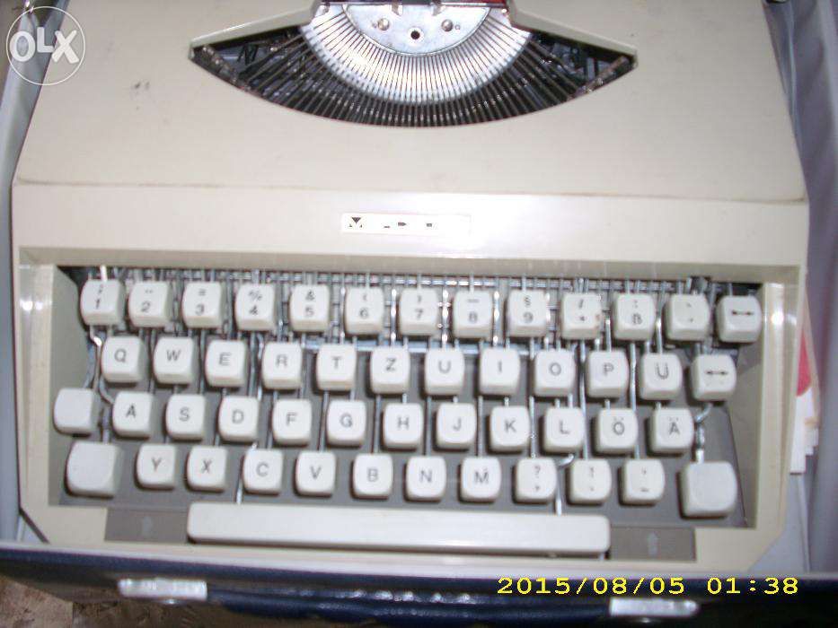 masina de scris manuala