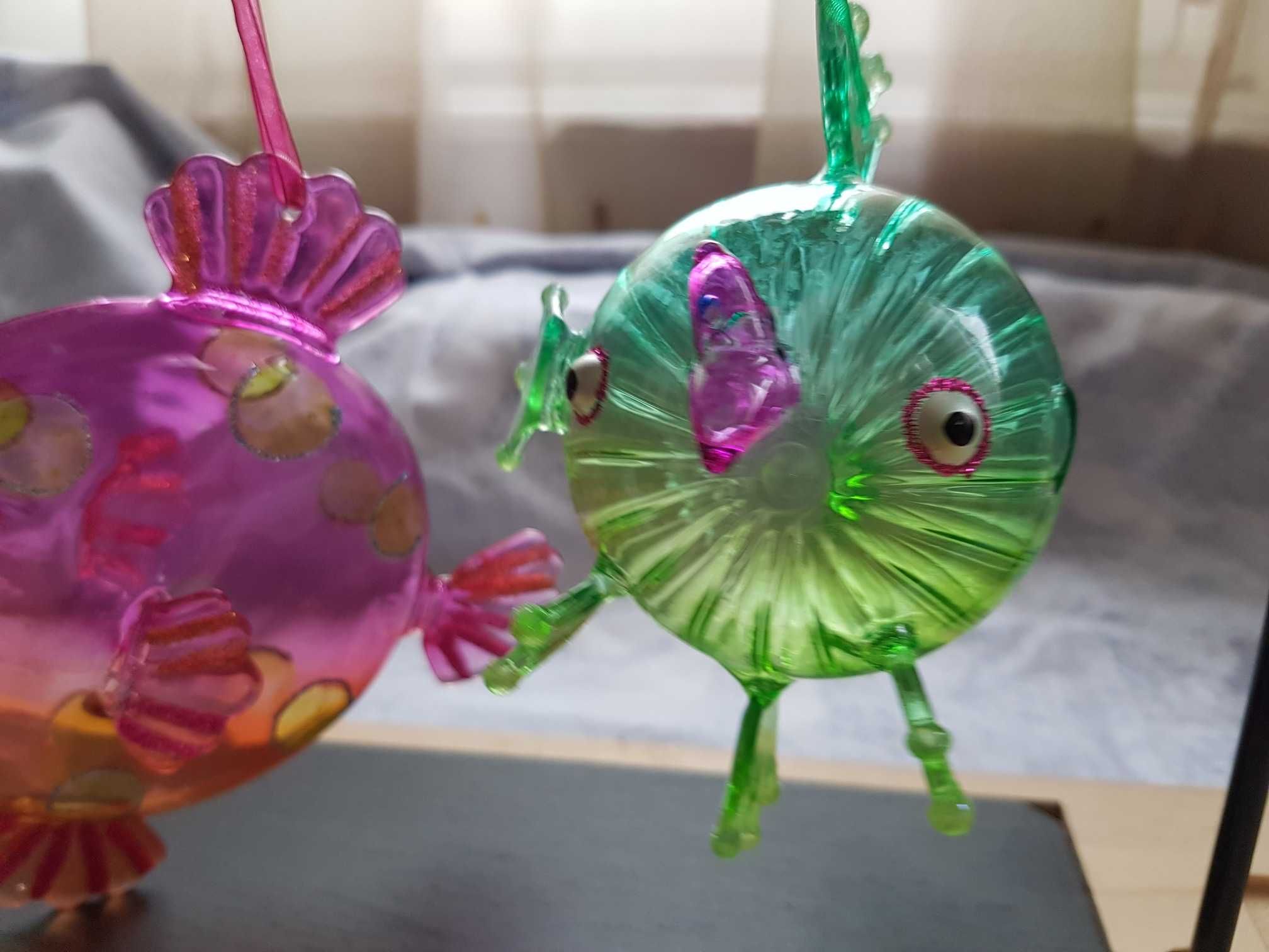 Decorațiuni/ globuri din sticlă suflată manual/figurine pești