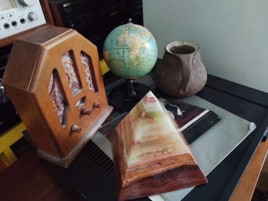 Obiecte decor, statuete, Stan și Bran, Glob pamantesc