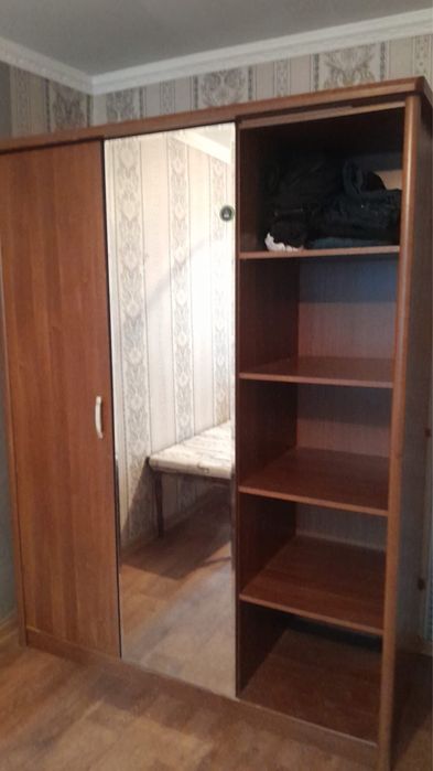 Продам спальный гарнитур